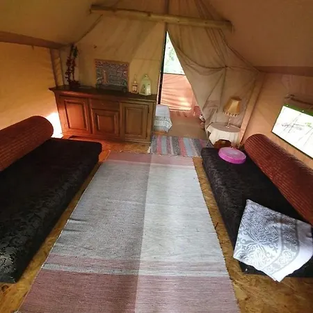 Majutus talus Puhkemaja Ja Glaemping Torma