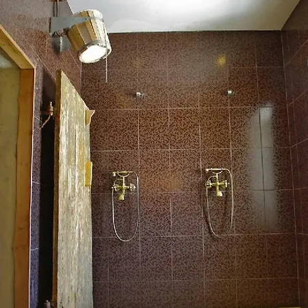 Puhkemaja Ja Glaemping Majutus talus Torma