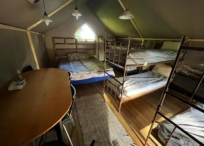 Alloggio per agriturismo Puhkemaja Ja Glaemping *