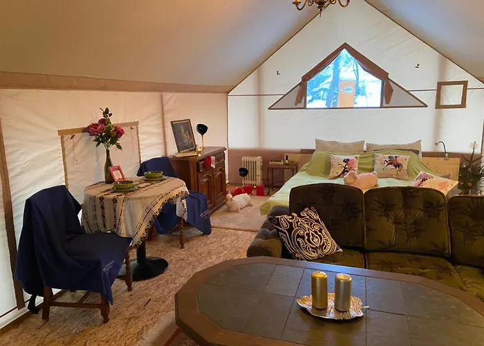 Alloggio per agriturismo Puhkemaja Ja Glaemping Torma